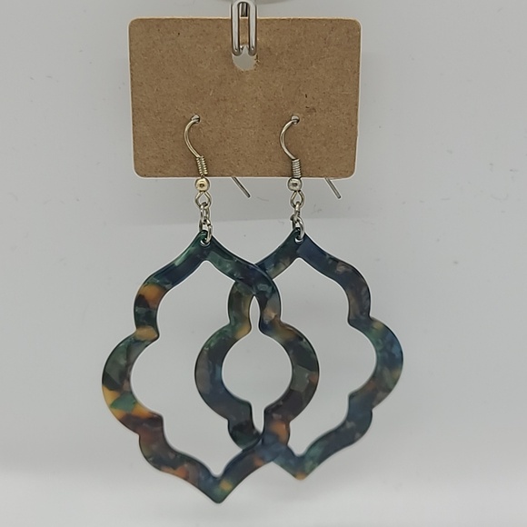 Jewelry - Elegant Multicolor Dangle Earrings